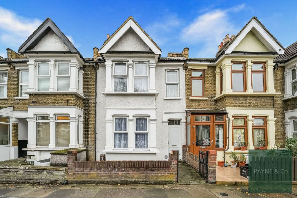 Property photo 1 of 16
