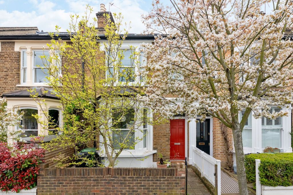 Property photo 2 of 14