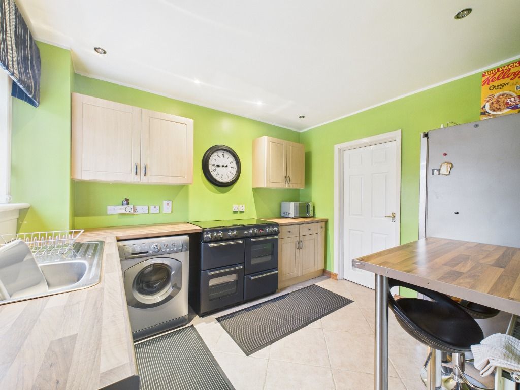 Property photo 3 of 23