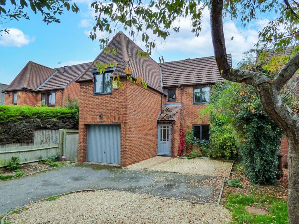 Property photo 1 of 18