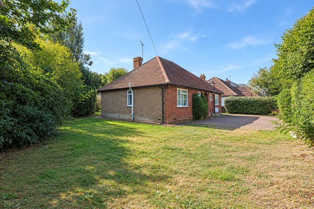 Property photo 2 of 26 Picture No. 15