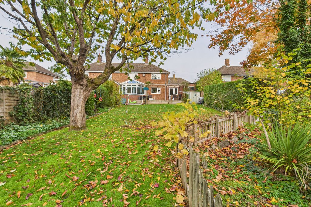 Property photo 1 of 33