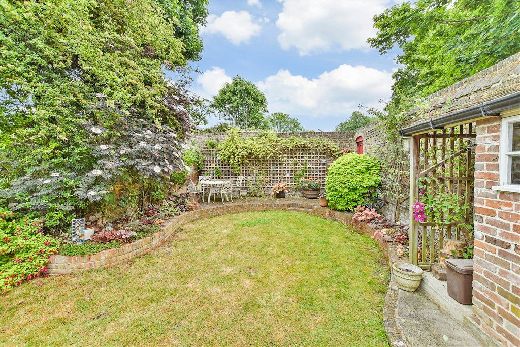 Property photo 2 of 26 Rear Garden