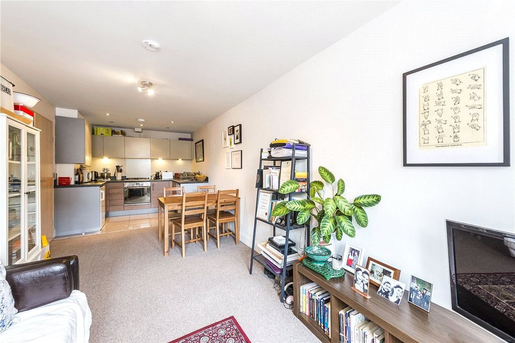 Property photo 2 of 9 Reception Diner