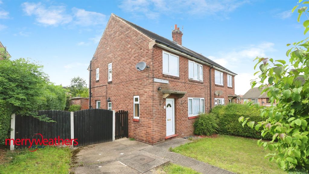 Property photo 1 of 12