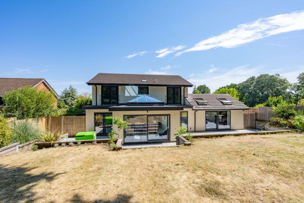 Property photo 3 of 47