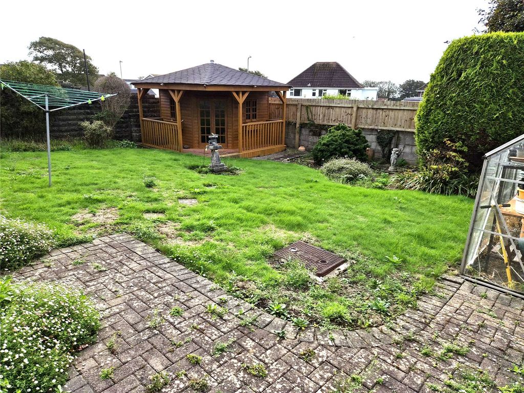 Property photo 3 of 19 Picture No. 34