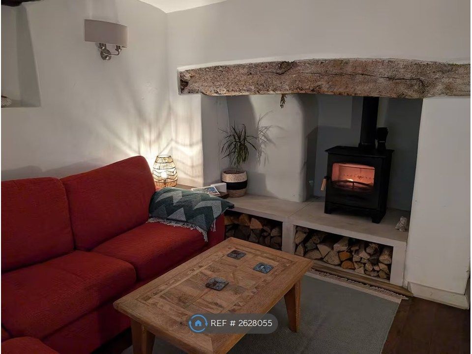 Property photo 1 of 15 Sitting Room