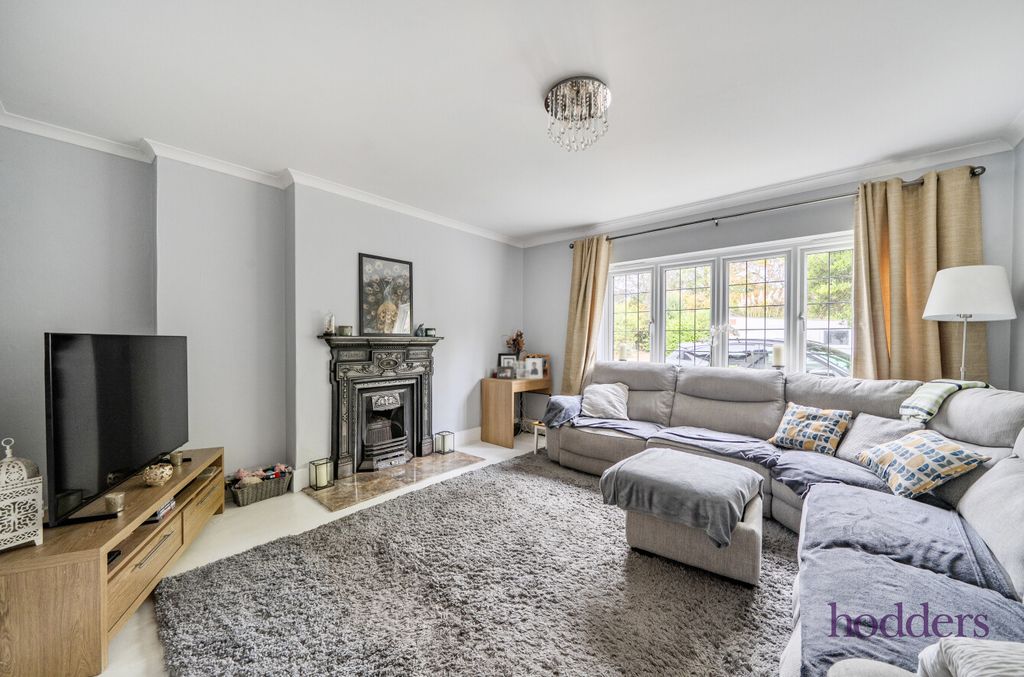 Property photo 2 of 22 5Ec4Ced8-F160-487...