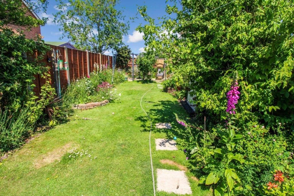 Property photo 2 of 22