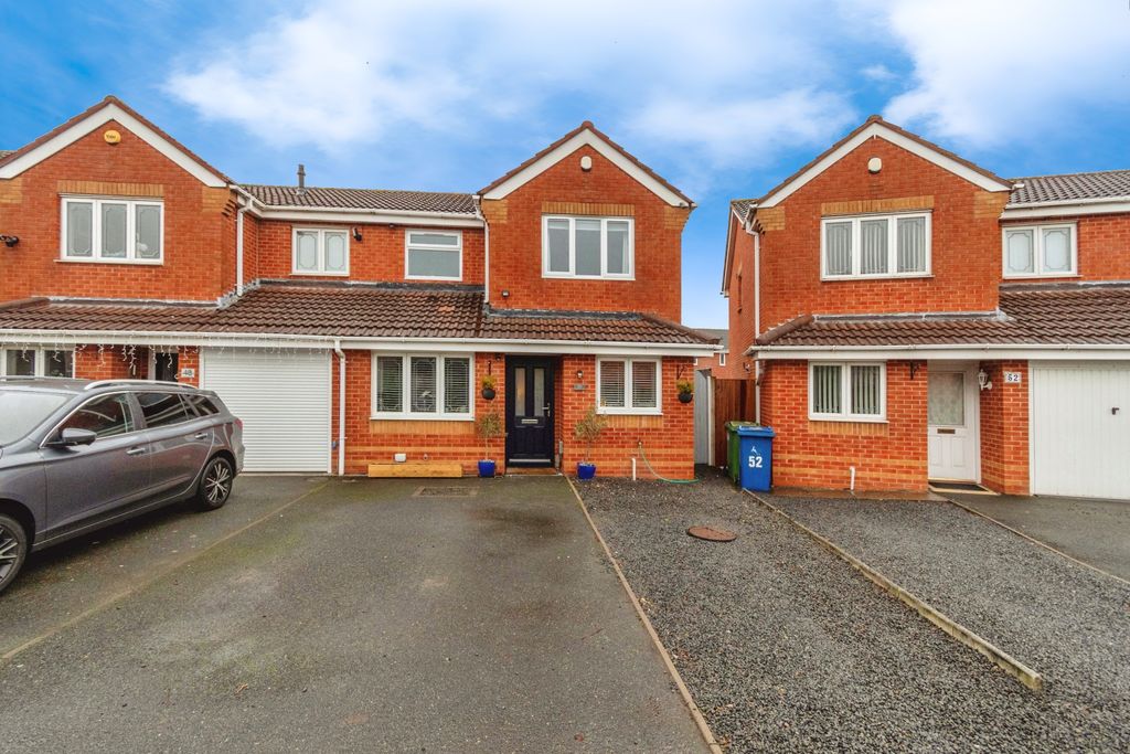 Property photo 1 of 19 Front View