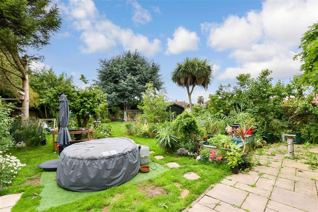Property photo 1 of 17 Rear Garden
