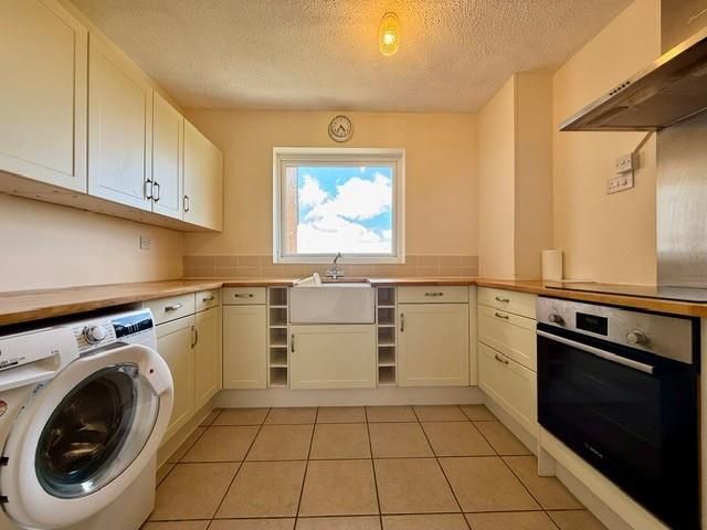 Property photo 3 of 10 Trent Road 5.Jpg
