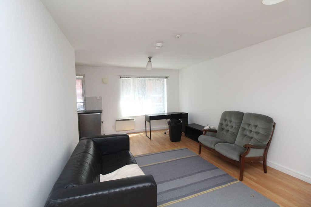 Property photo 2 of 9 Picture No. 06