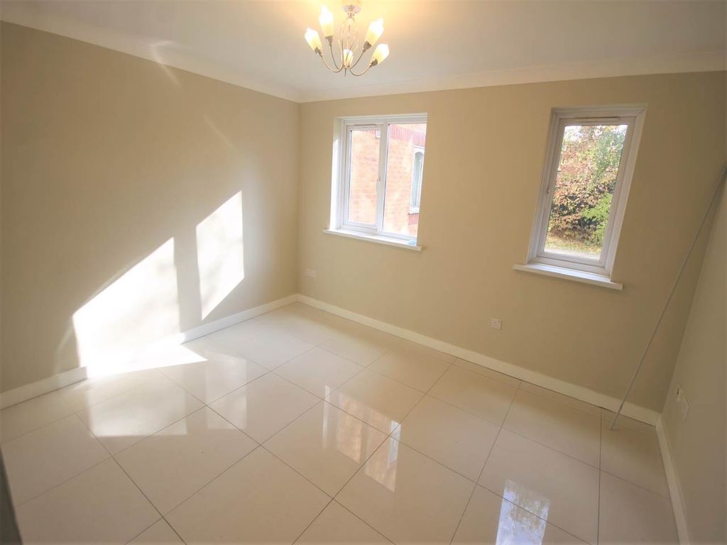 Property photo 3 of 5 Img_7354