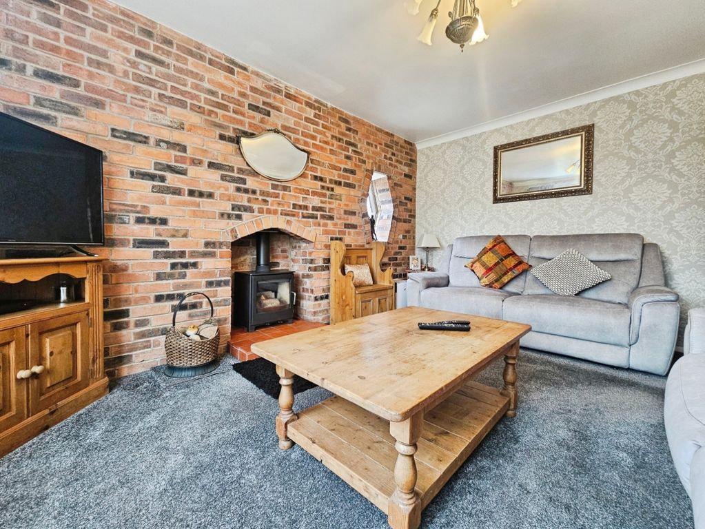 Property photo 2 of 24 Pbox-Img.Jpg