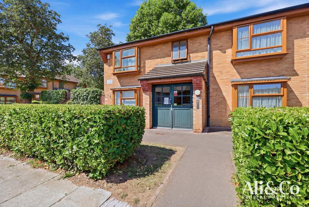 Property photo 2 of 15