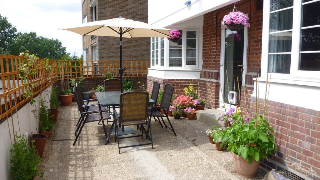 Property photo 2 of 16 Picture No. 37