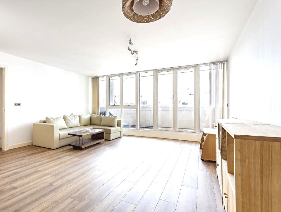 Property photo 1 of 7 2d5F8Abd697Ea4546700Aaa5d289B24F