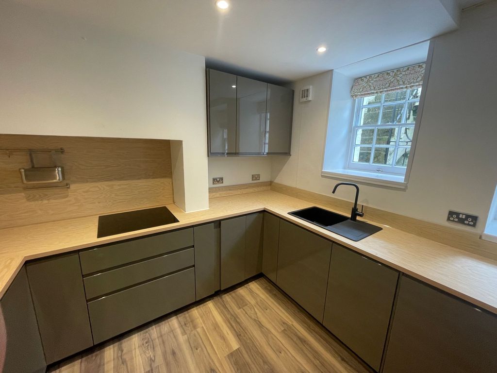 Additional image 5 of 2 bed flat to rentRichmond Road, Exeter EX4