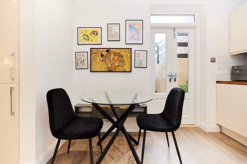 Property photo 1 of 8 0828c5Ec-8116-4A-...