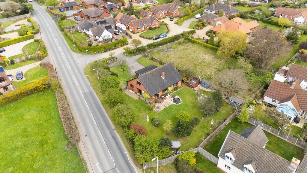 Property photo 1 of 25