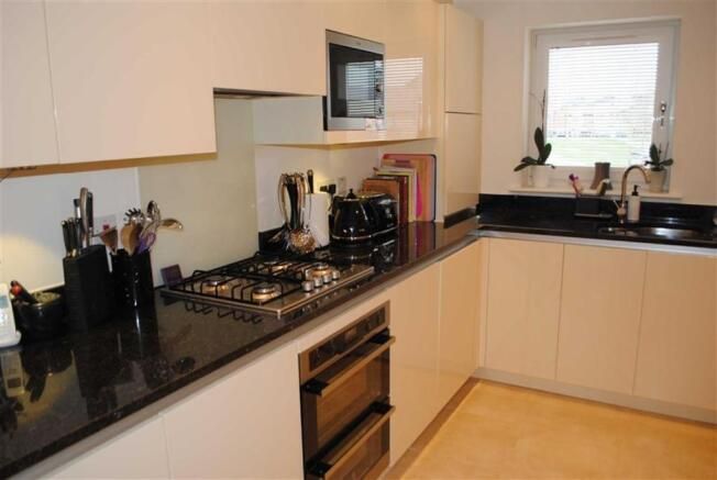 Property photo 3 of 14 Kitchen