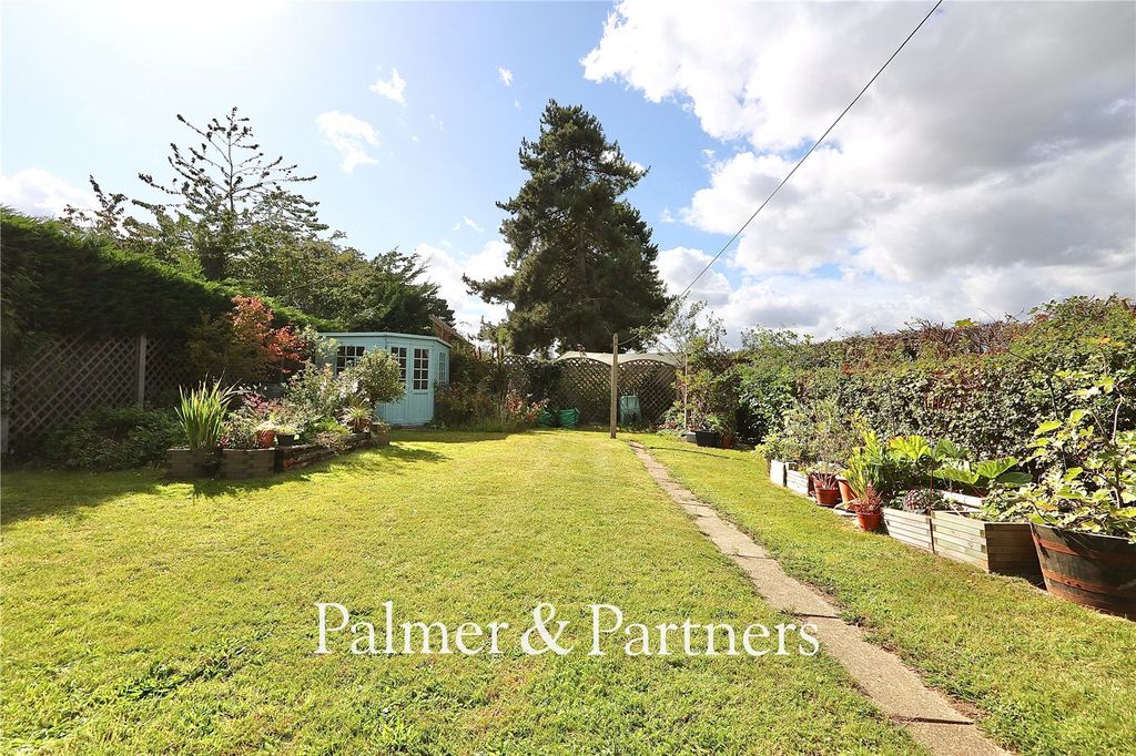 Property photo 2 of 24 Picture No. 12