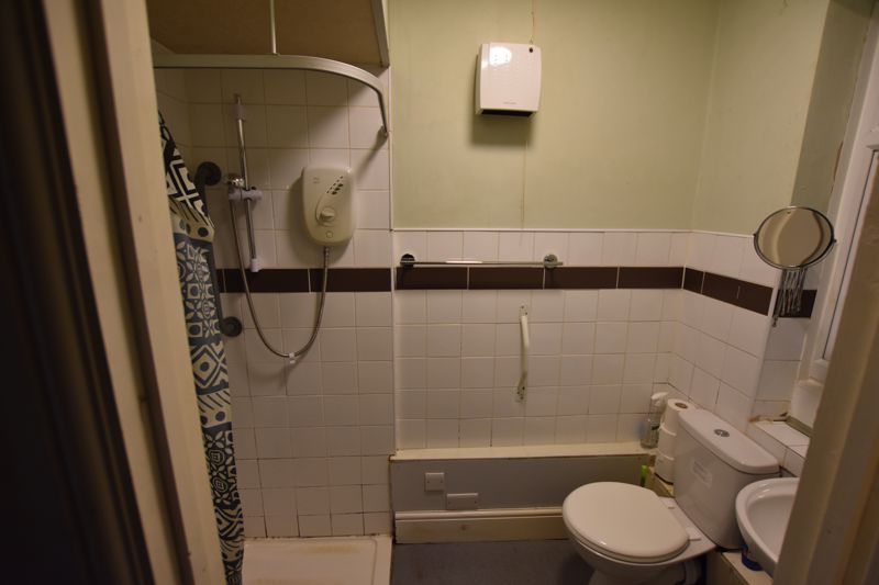 Property photo 3 of 6 Photo 2