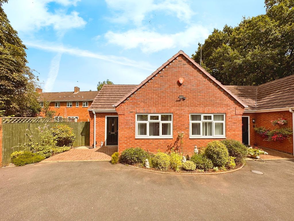 Property photo 2 of 36