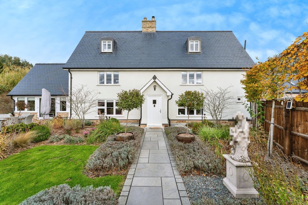 Property photo 1 of 37 Photo