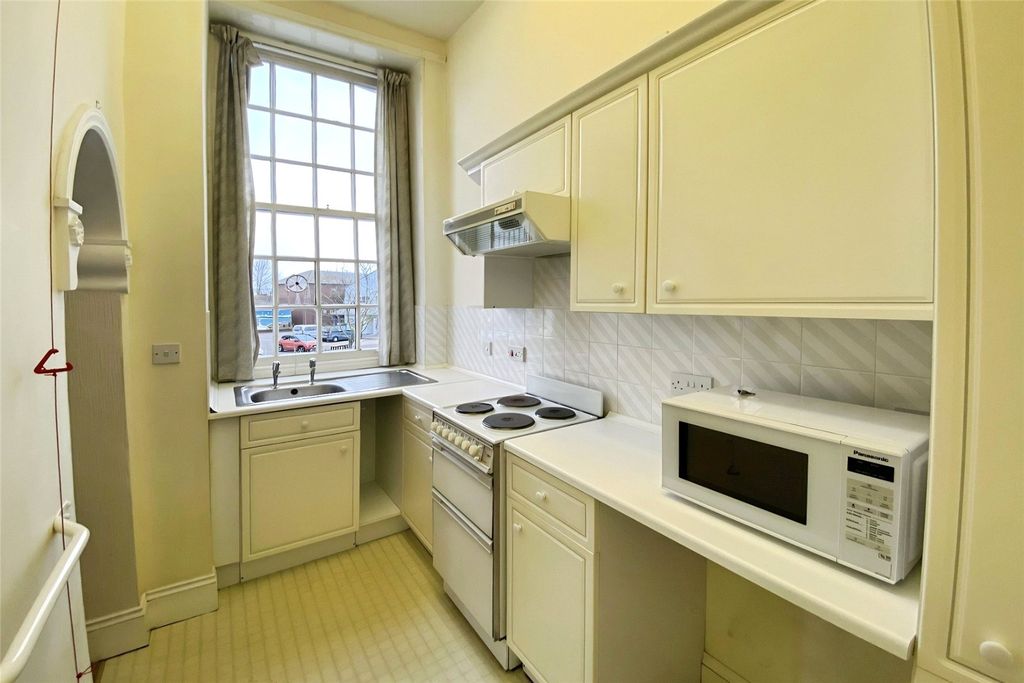 Property photo 3 of 7 Picture No. 08