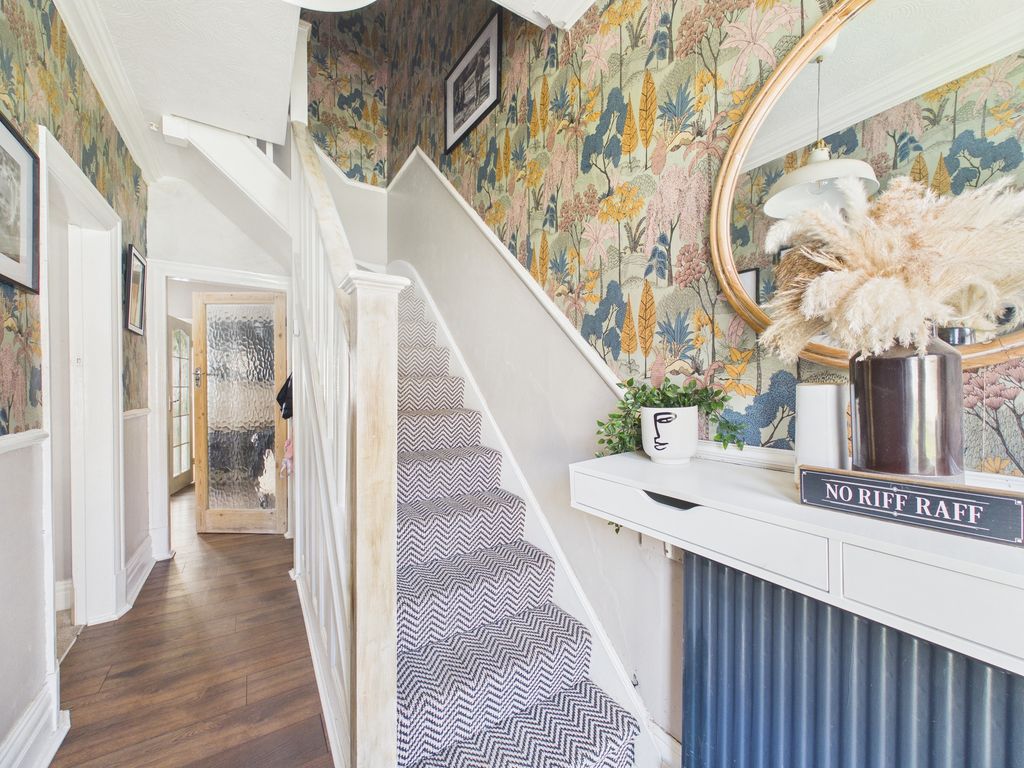 Property photo 2 of 23