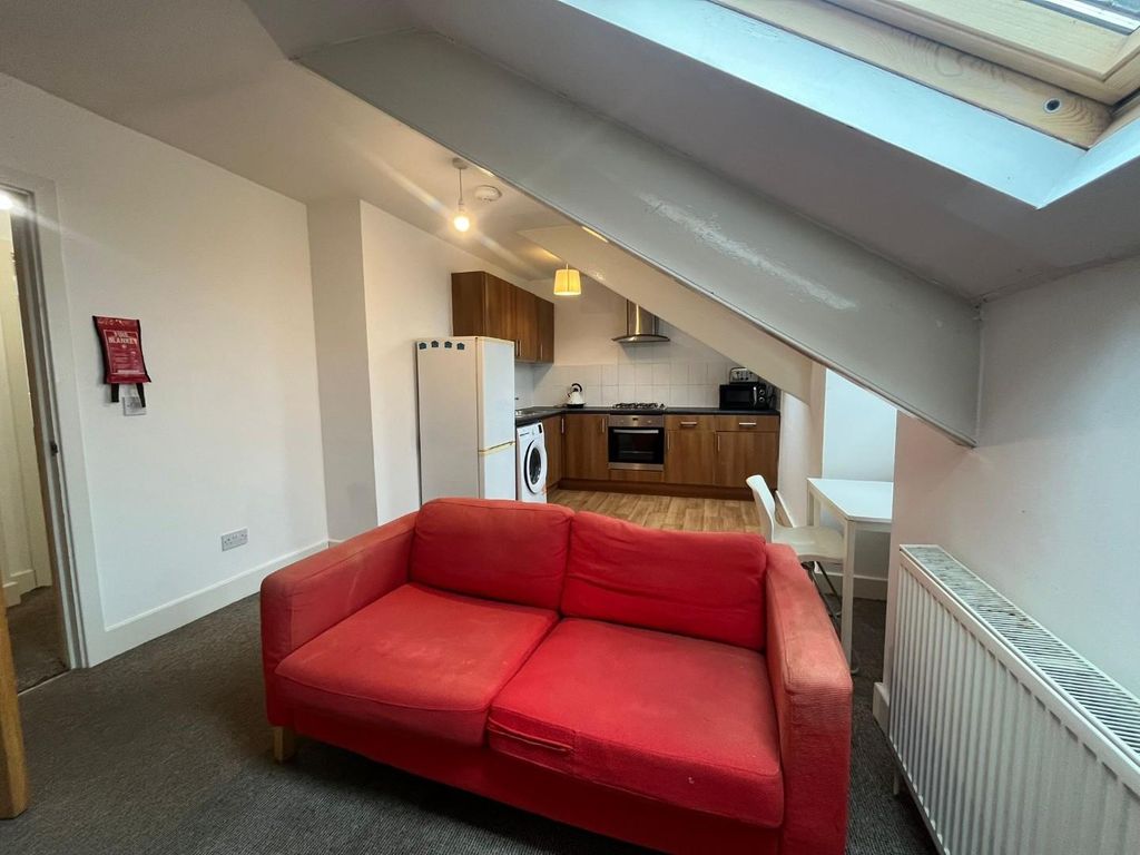 Property photo 2 of 4 d9556434-5480-4039-96Fb-1Bf0858Cfc54.Jpg