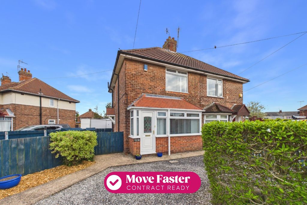 Property photo 1 of 13 4526432