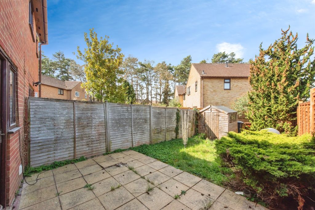 Property photo 2 of 17