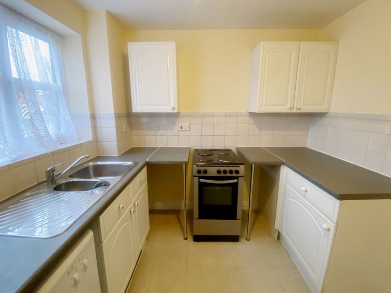 Property photo 1 of 5 Photo 3