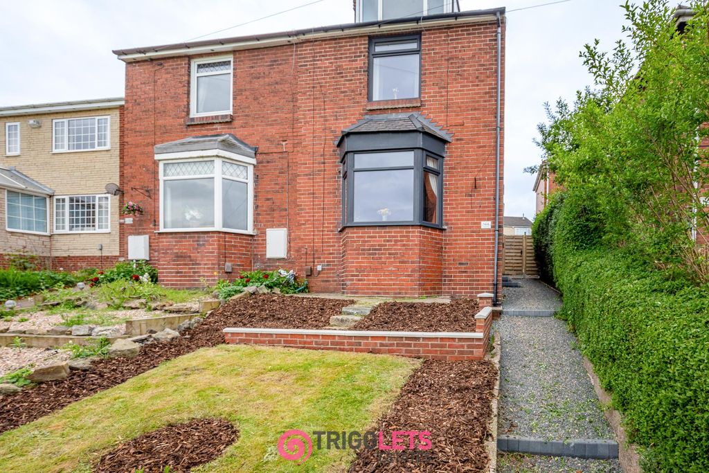 Property photo 2 of 28