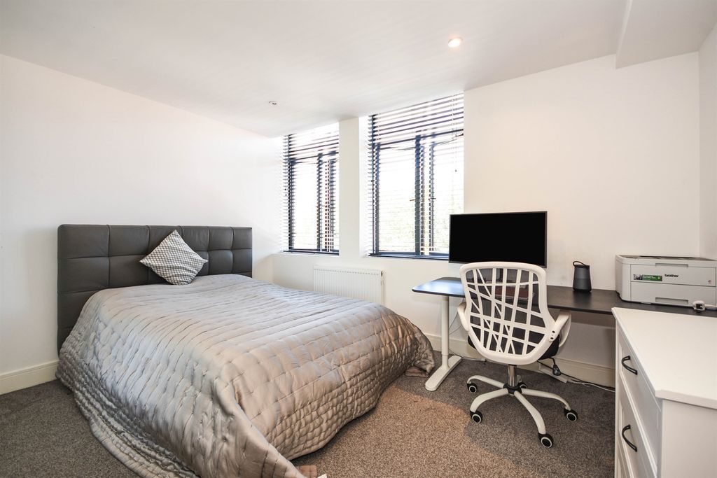 Property photo 3 of 7 Exterior