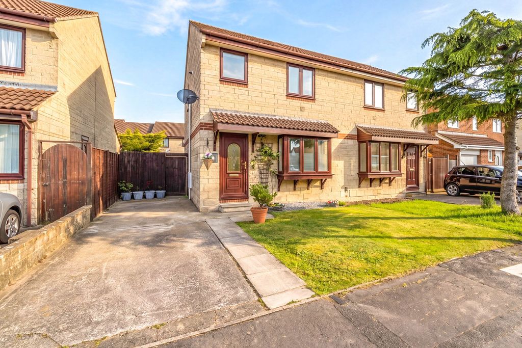 Property photo 1 of 18 Photo 3