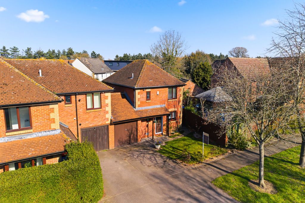 Property photo 3 of 25