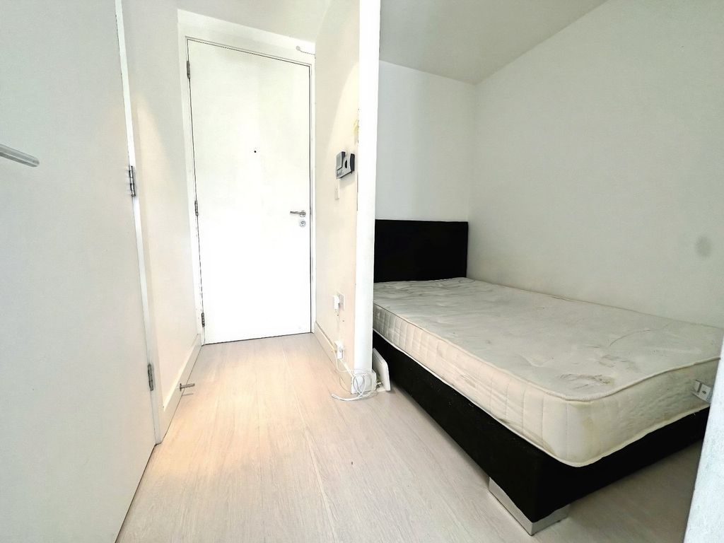 Property photo 3 of 5 Picture No. 05