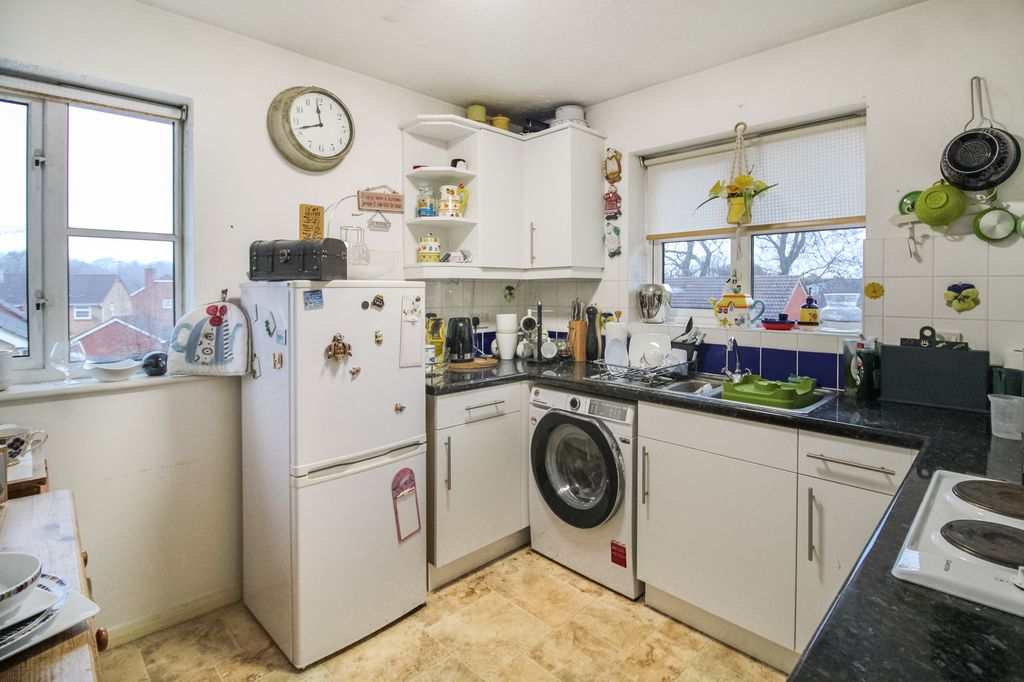 Property photo 3 of 8