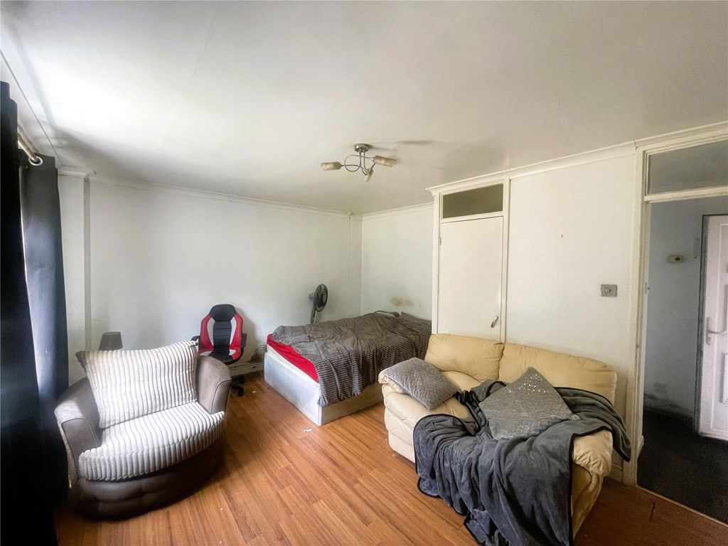 Property photo 3 of 6 Picture No. 03