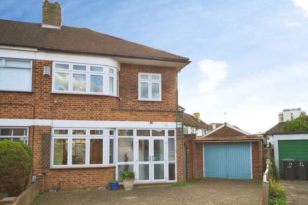 Property photo 2 of 16 Pbox-Img.Jpg