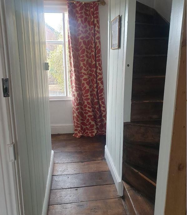 Property photo 2 of 14 Landing