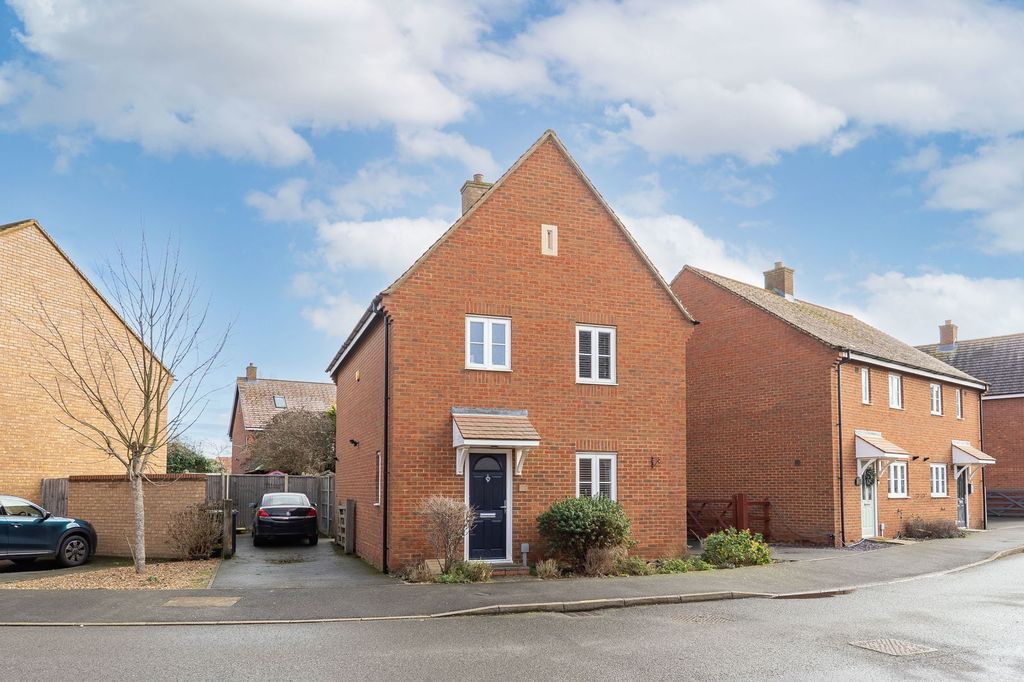 Property photo 1 of 27