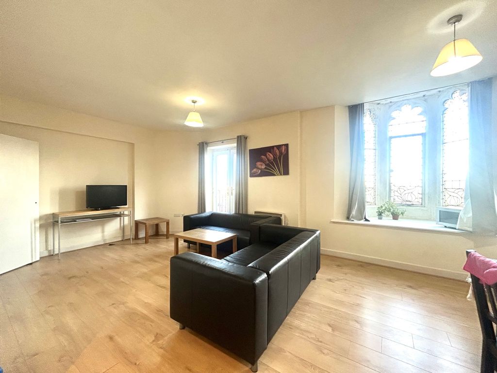 Property photo 2 of 6 Photograph