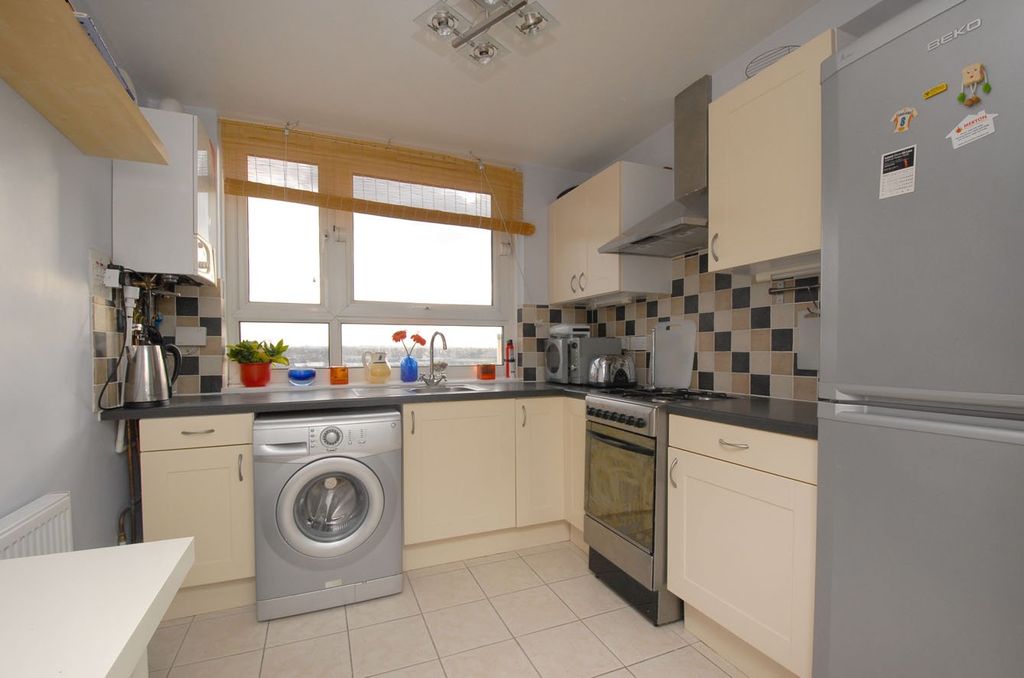 Property photo 2 of 4 Picture No. 04