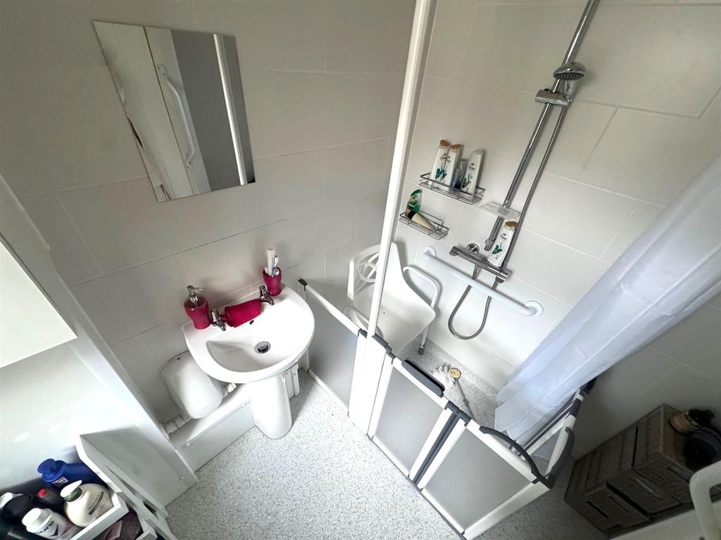 Property photo 3 of 9 Shower Room.Jpg